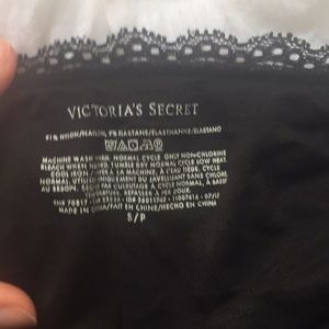 Victoria's Secret Tops - Victoria’s Secret tank top Victoria's Secret Tops - Victoria’s Secret tank top